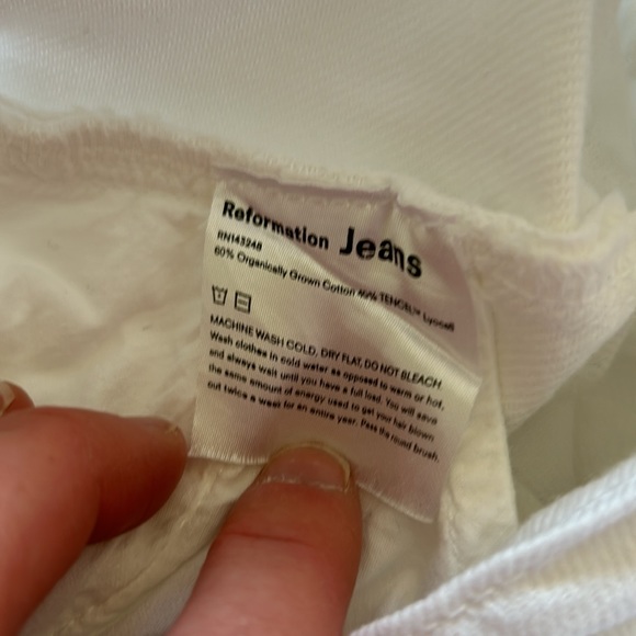 ✨ REFORMATION BUTTON FLY STRAIGHT LEG JEANS IN VINTAGE WHITE SZ 26/27 - Picture 8 of 8